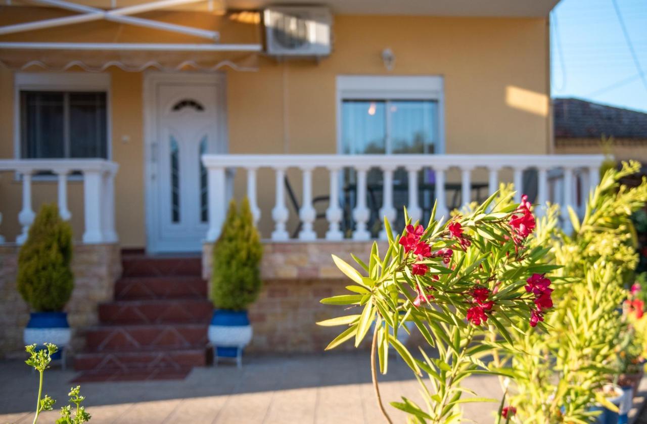 شقة Family House Nikos سيكيا المظهر الخارجي الصورة